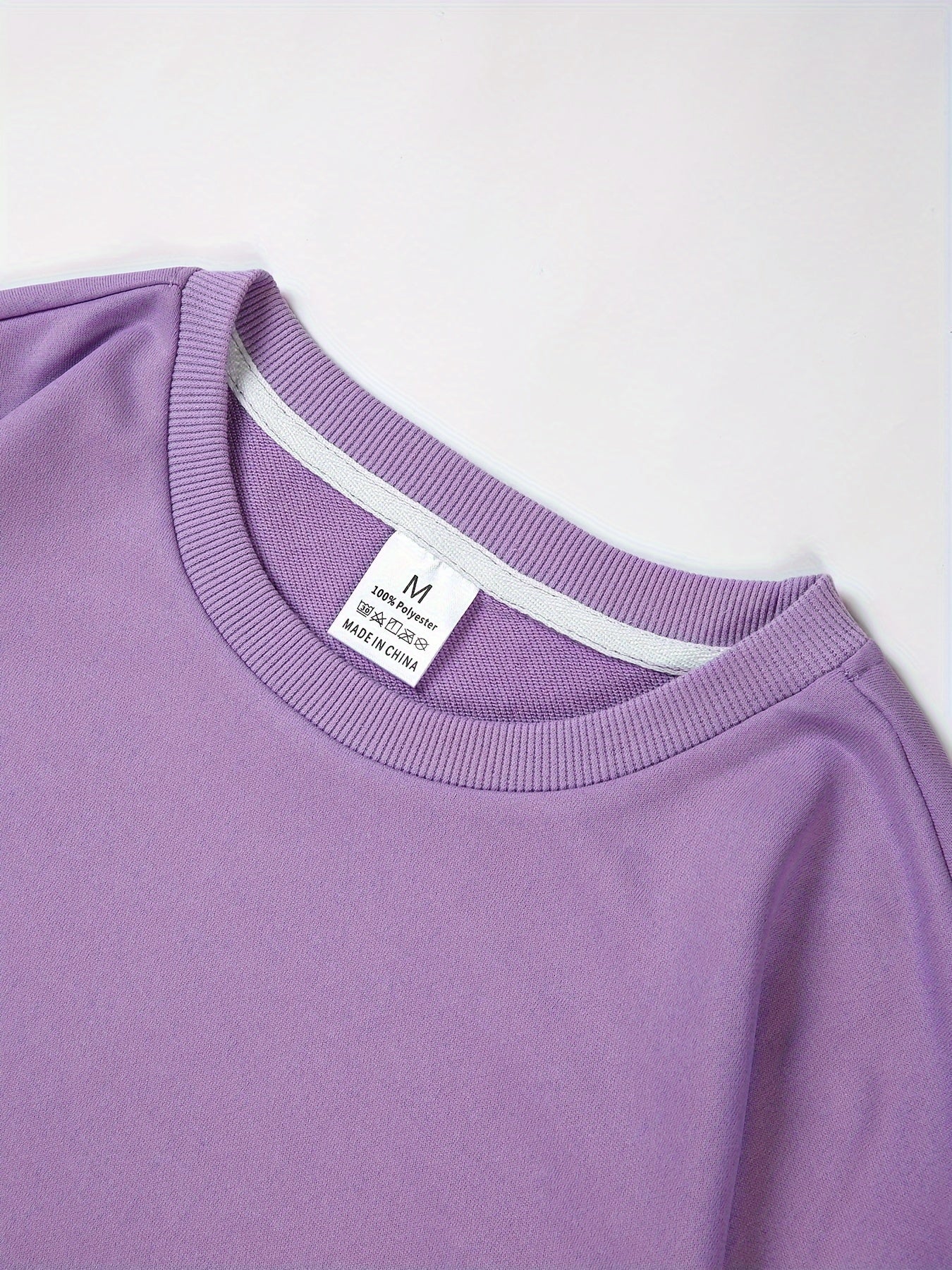 Men's Happy New Year 2026 Print Round Neck Sweater - Casual Long Sleeve Pullover with Chinese/English Lettering, Machine Washable Winter Sweaters for Parties, Daily Wear & New Year Gifts (Happy 2026 Design)