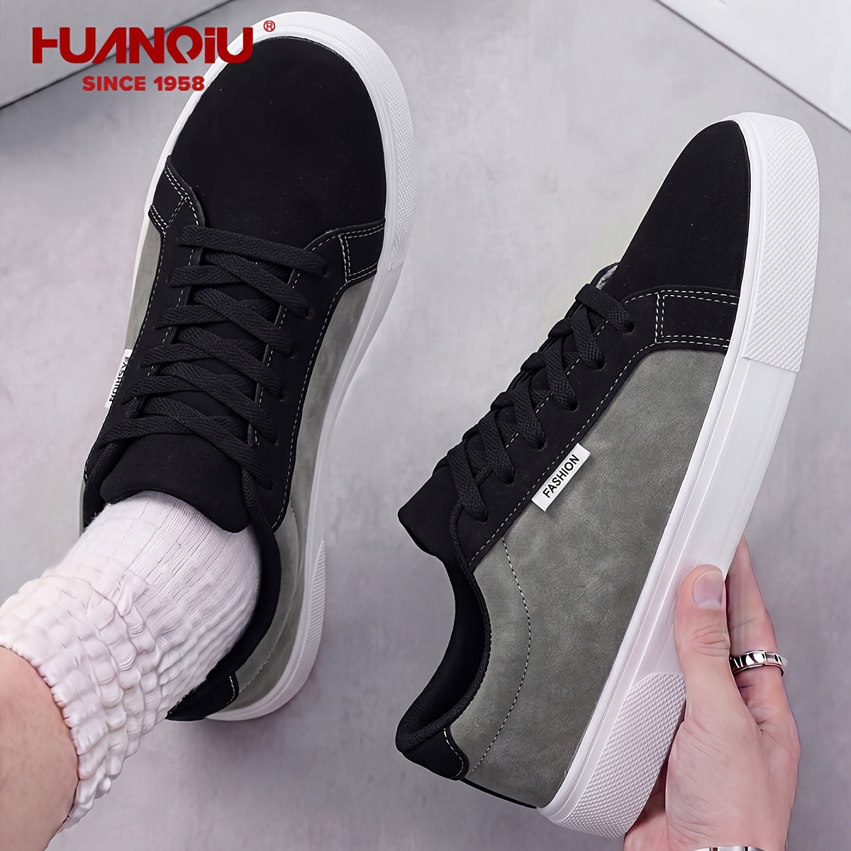 Men's Casual Low-Top Sneakers All-Season Lightweight Shoes