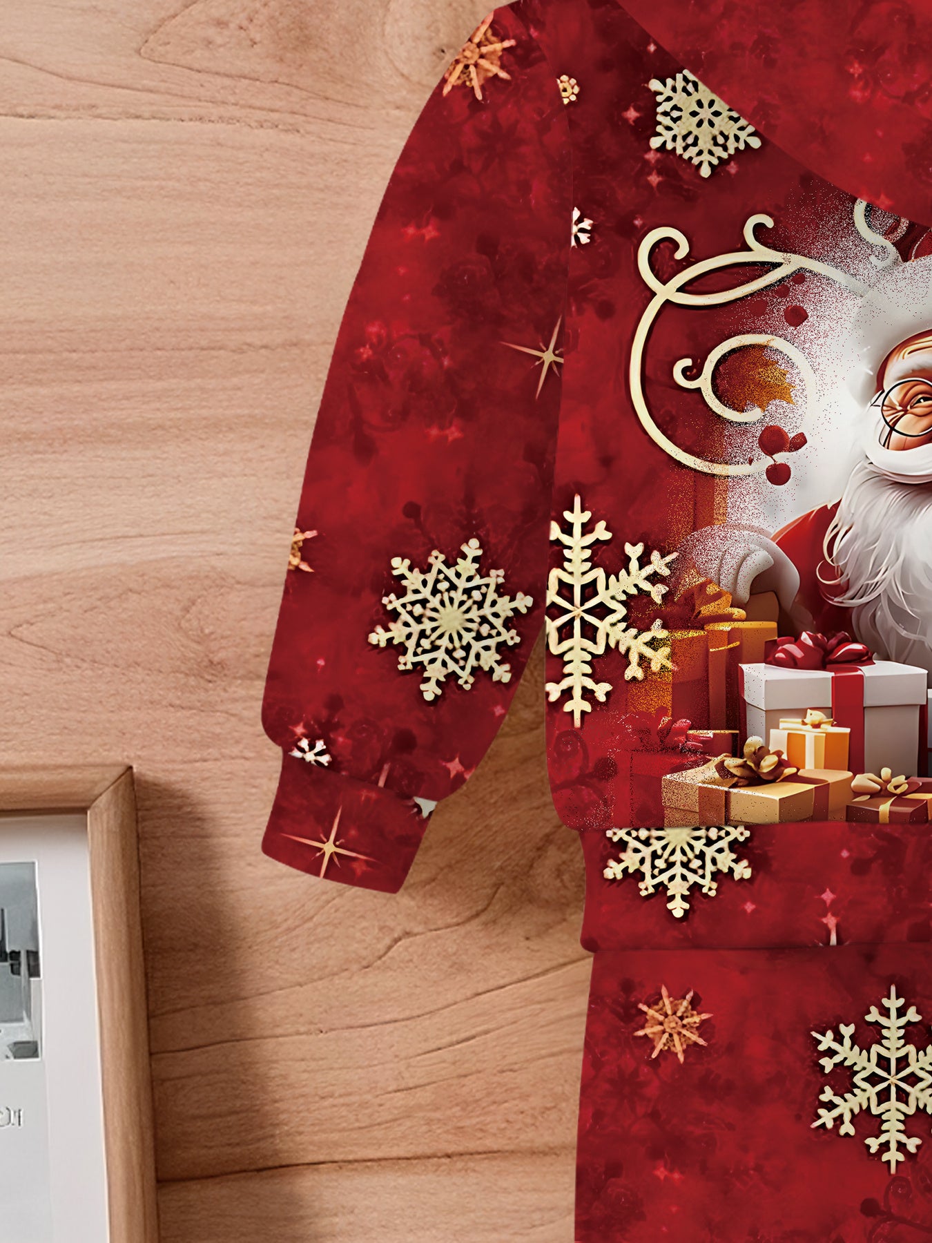 2pcs Girls' Santa Claus Face & 3D Print Hooded Sweatshirt & Pants Set - Red & Golden Christmas Outfit with Santa Hat & Reindeer Design, Casual Winter Clothes for Toddlers & Kids, Perfect Gift for Little Boys & Girls (Machine