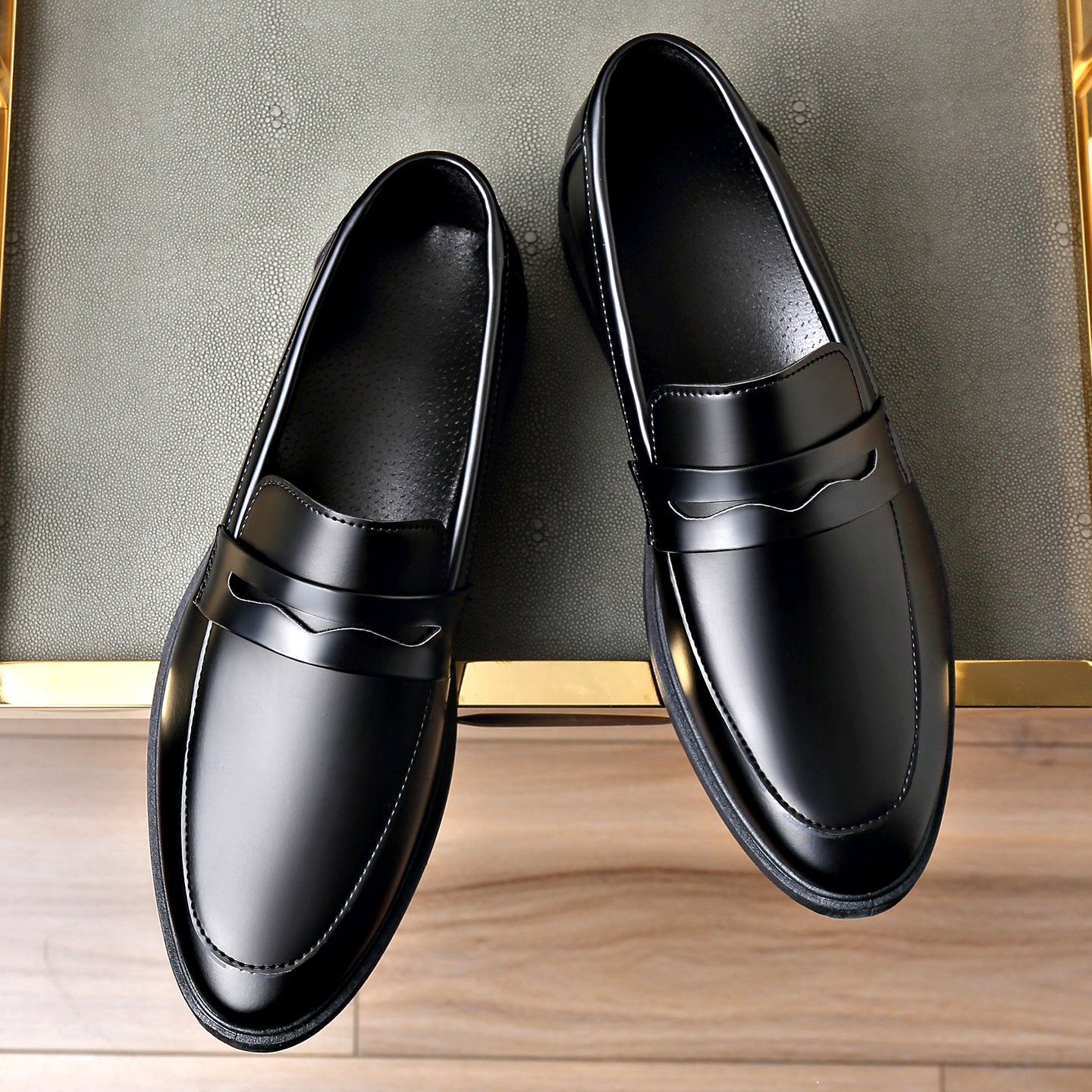 Men's Glossy Slip-On Formal Dress Shoes Low-Top PU Leather
