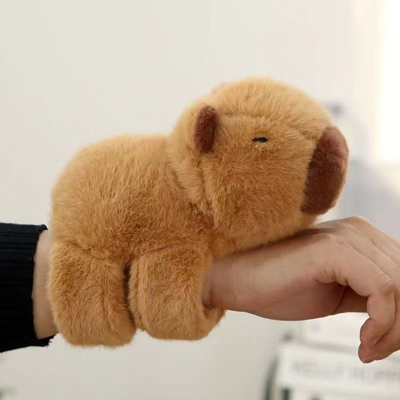 Cute Capybara Plush Toys, Soft and Comfortable Wrist Accessories, Suitable for Various Occasions, the Best Gift Choice