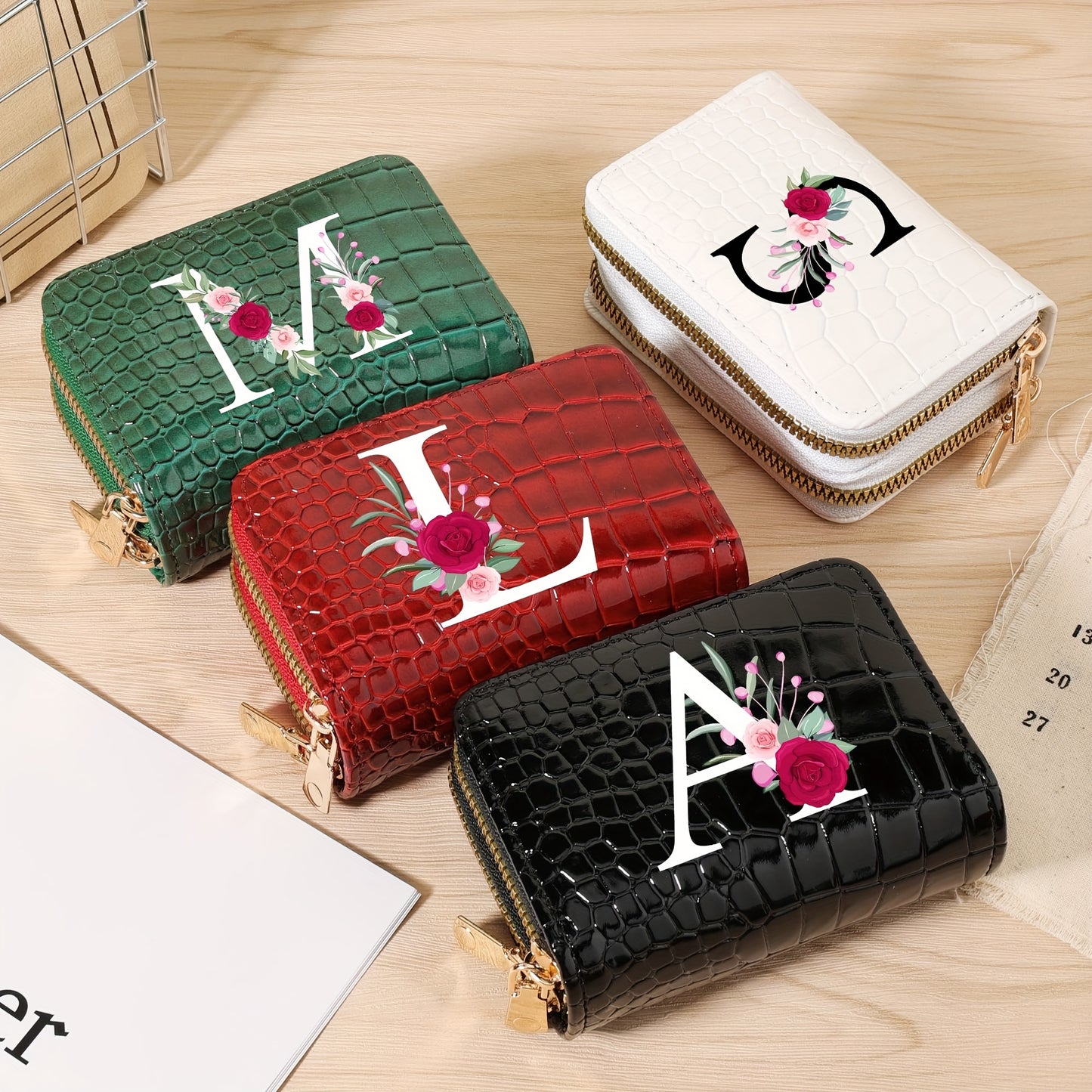 Minimalist Women'S Short Wallet Featuring a Double Zipper Design, with a Crocodile A-Z Letter Pattern. This Stylish Handbag Also Serves As a Fashionable Coin Wallet, Perfect for Travel, Back-To-School, Or Parties.