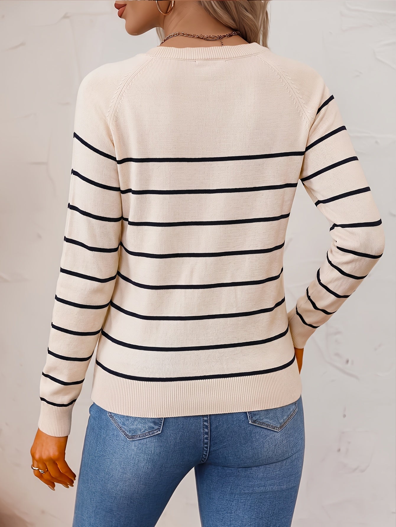 Women's Casual Striped Round Neck Pullover Sweater