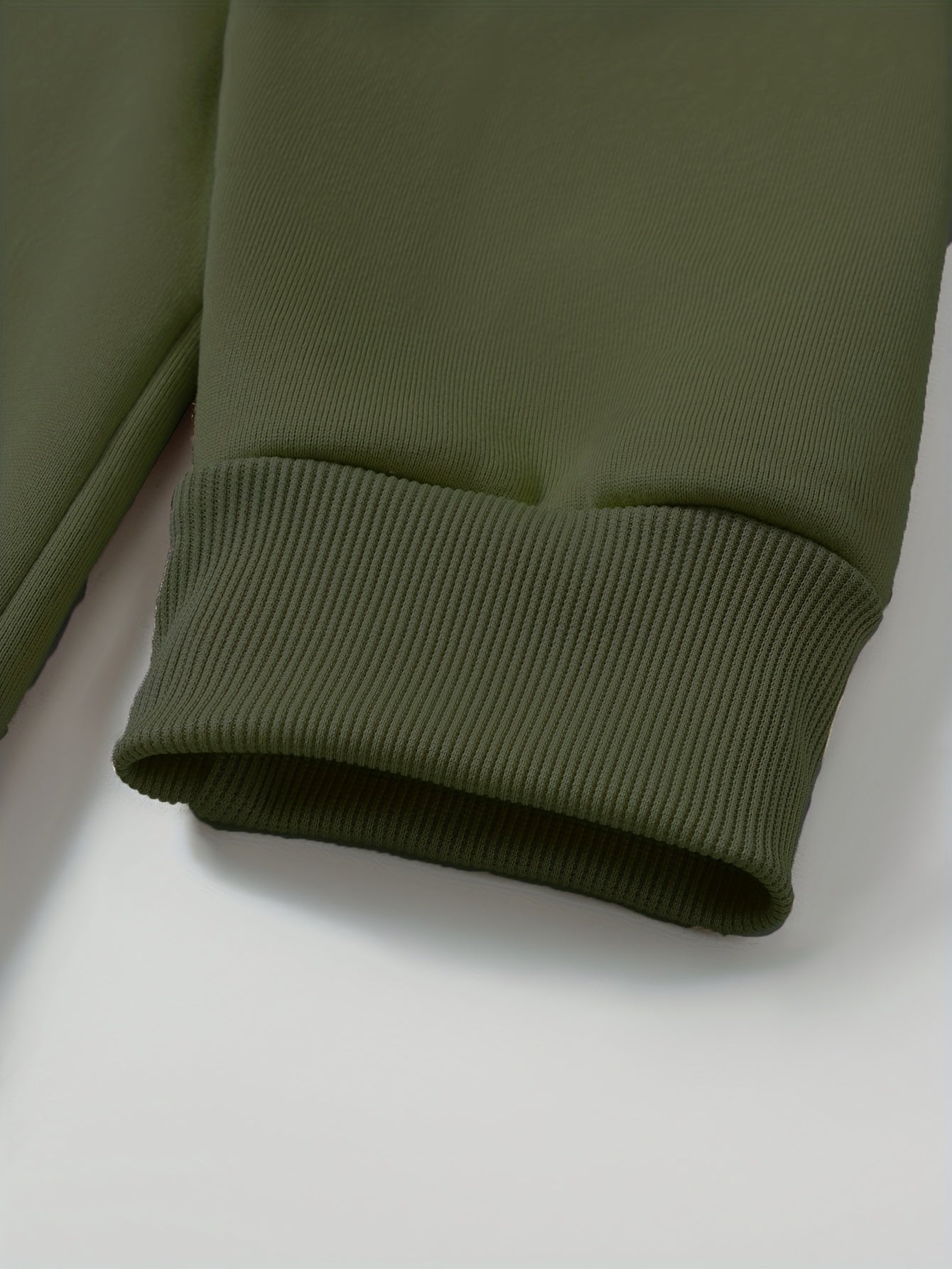 Men'S Minimalist Red & Christmas Tree Print Hooded Sweatshirt - Long Sleeve Casual Pullover with Piping, Regular Fit Winter Warmth for Holiday Parties, Outdoor Activities & Casual Attire, Christmas Sweatshirt, Seasonal Fashio