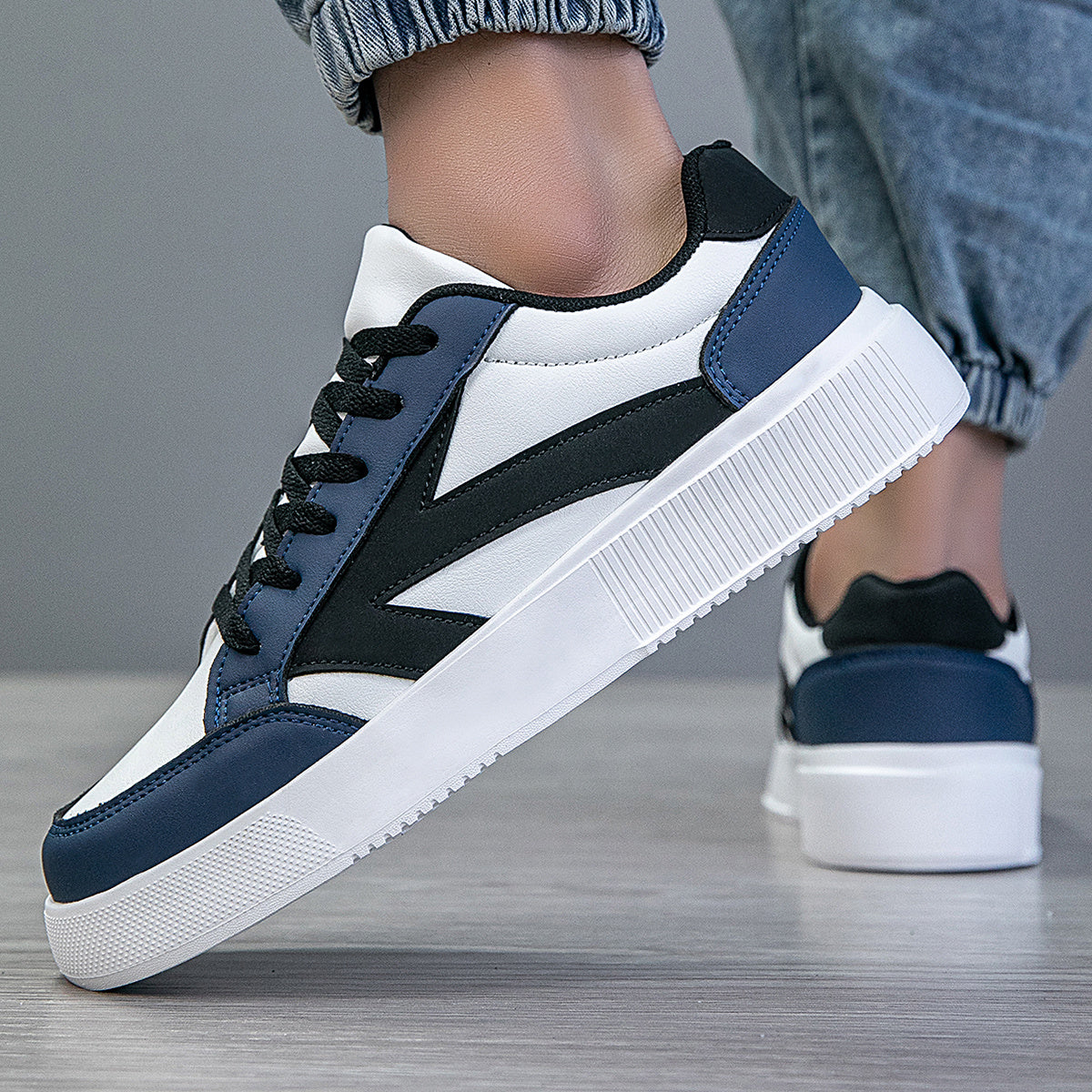 Men's Low-Top PU Skate Sneakers with Cushioned EVA Sole