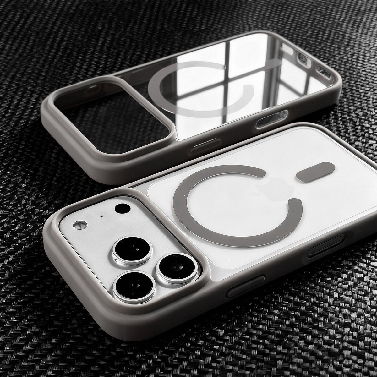 Clear Magnetic Wireless Charging Phone Case for iPhone 18 Pro Max