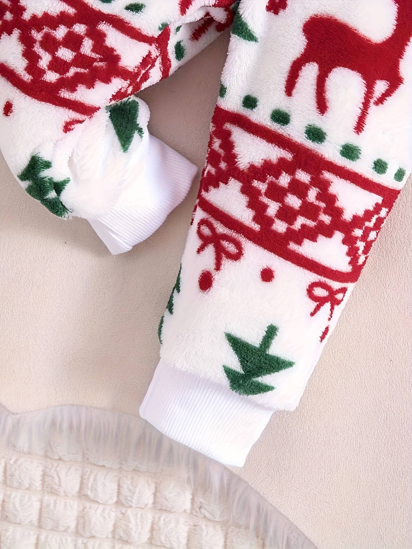 Մանկական Սուրբ Ծննդյան նորաձև աշնանային և ձմեռային ֆլանելային կոստյում՝ մանկական տաք նոր երկու մասից բաղկացած հավաքածու