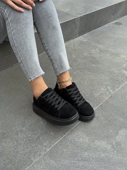 Women's Retro-Inspired Solid Color Lace-Up Sneakers - Lightweight, Comfortable & Durable Casual Sneakers for All Seasons