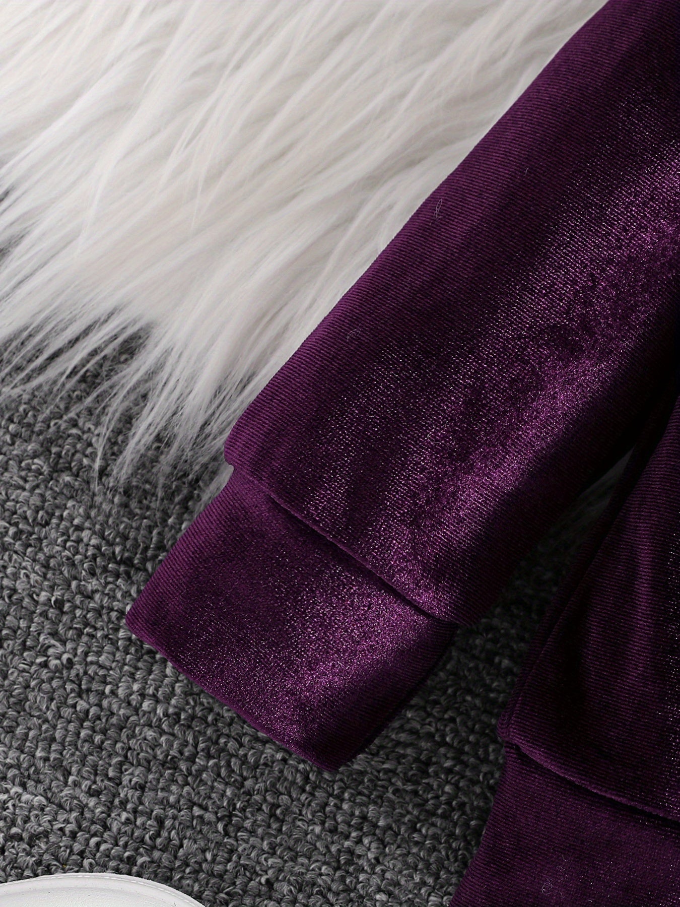 Girls' Long Pants Set, Burgundy Hooded Sweatshirt & Sweatpants, New Autumn Winter Warm Pullover Top, Fabric Two-Piece Set, Princess English Letter Embroidery with Pockets, Festive Holiday Outfit for Baby Girls, Perfect for Ou