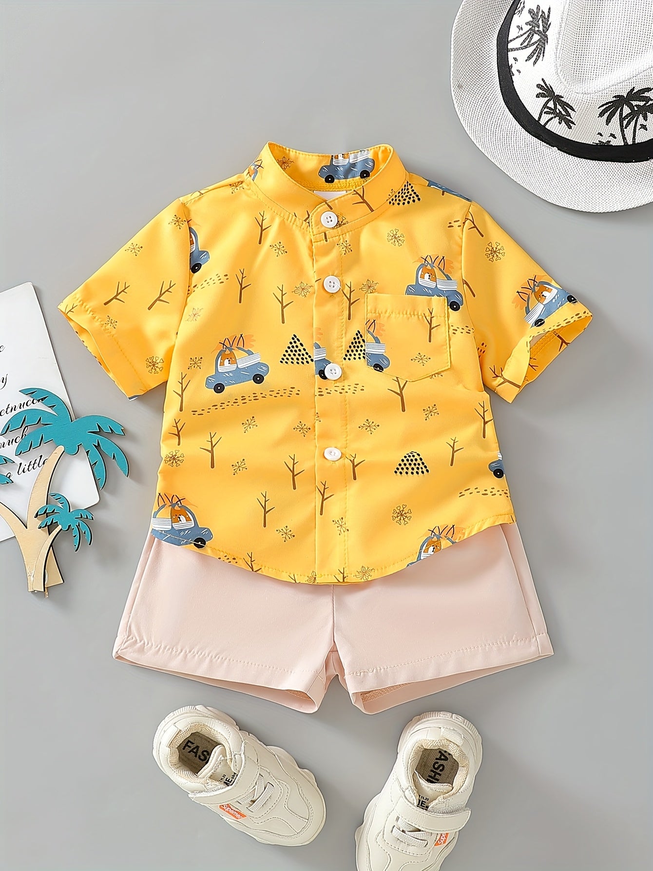 Boys' Spring Summer 2-Piece Outfit Short Sleeve Top & Shorts