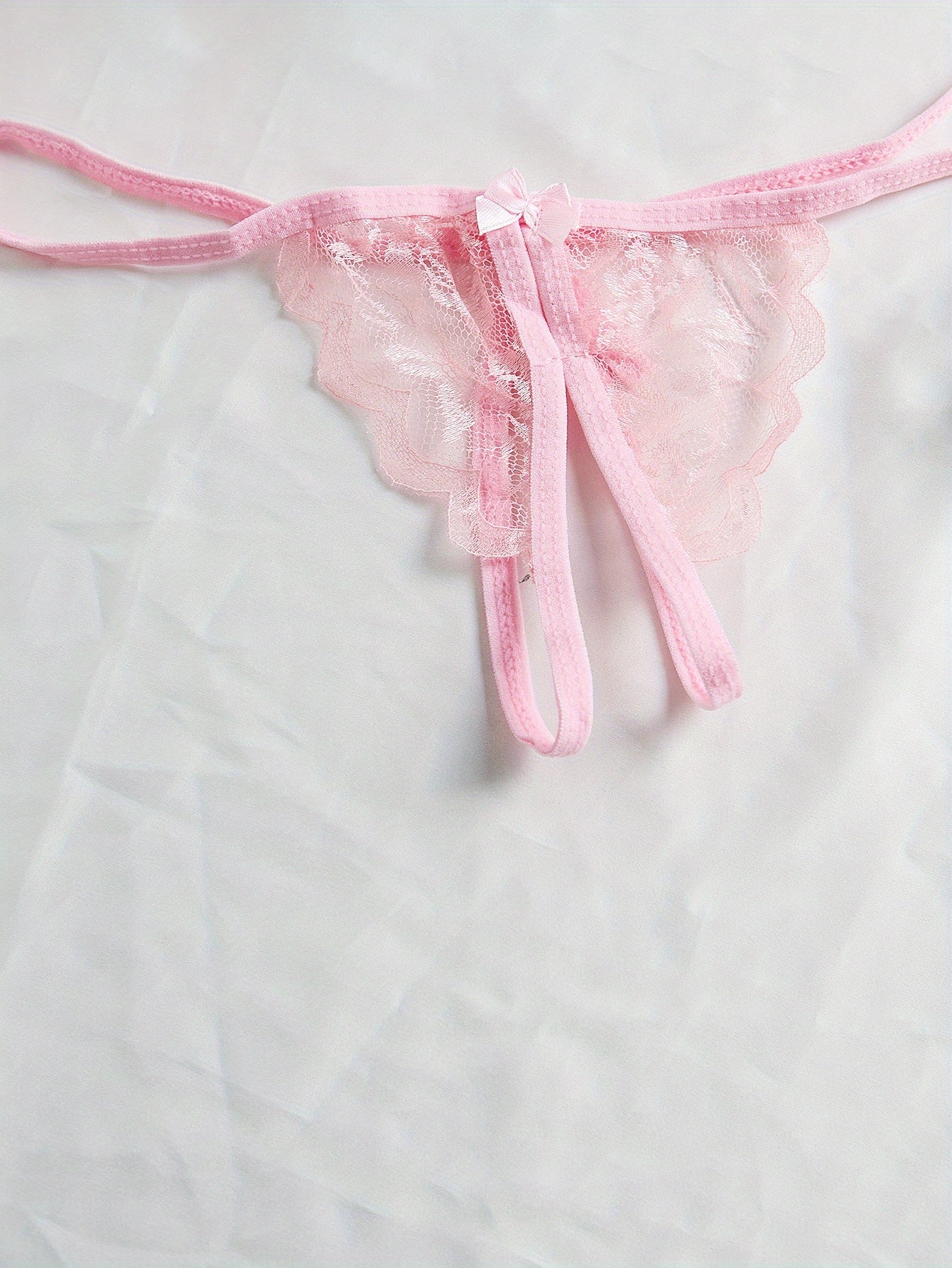 Sexy V-Neck Lace Floral Sexy Lingerie Bra Crotchless Panties, Women'S Sexy Lingerie, Free-To-Take Three-Point Lingerie Set, Suitable for Halloween, Christmas, Thanksgiving, Valentine'S Day, Give Gifts to Girlfriends And Surpr