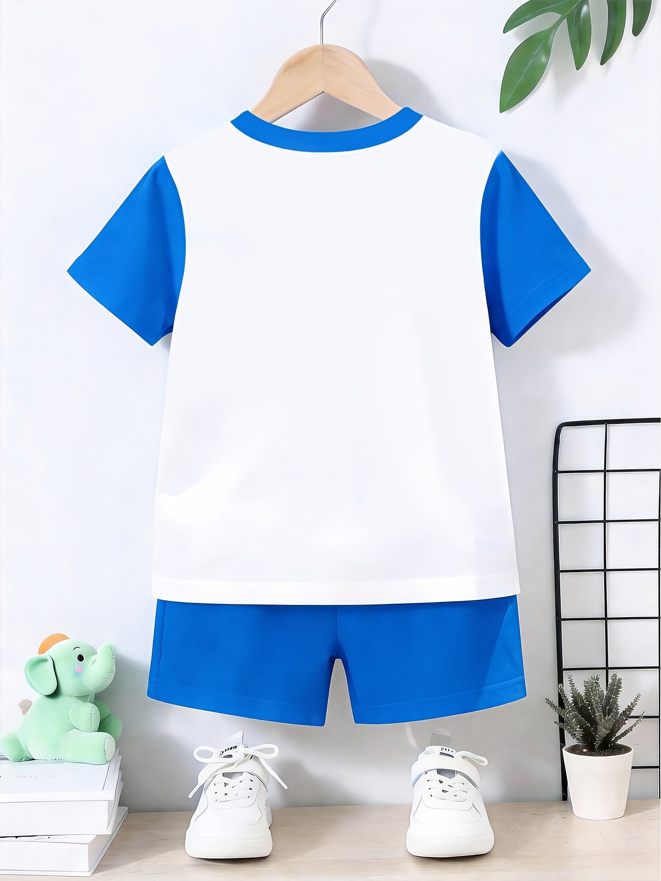 Summer Boys' Sporty Color-Block T-Shirt & Shorts Set