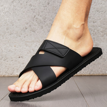 Men's Outdoor Casual Sandals with Cross Strap Design