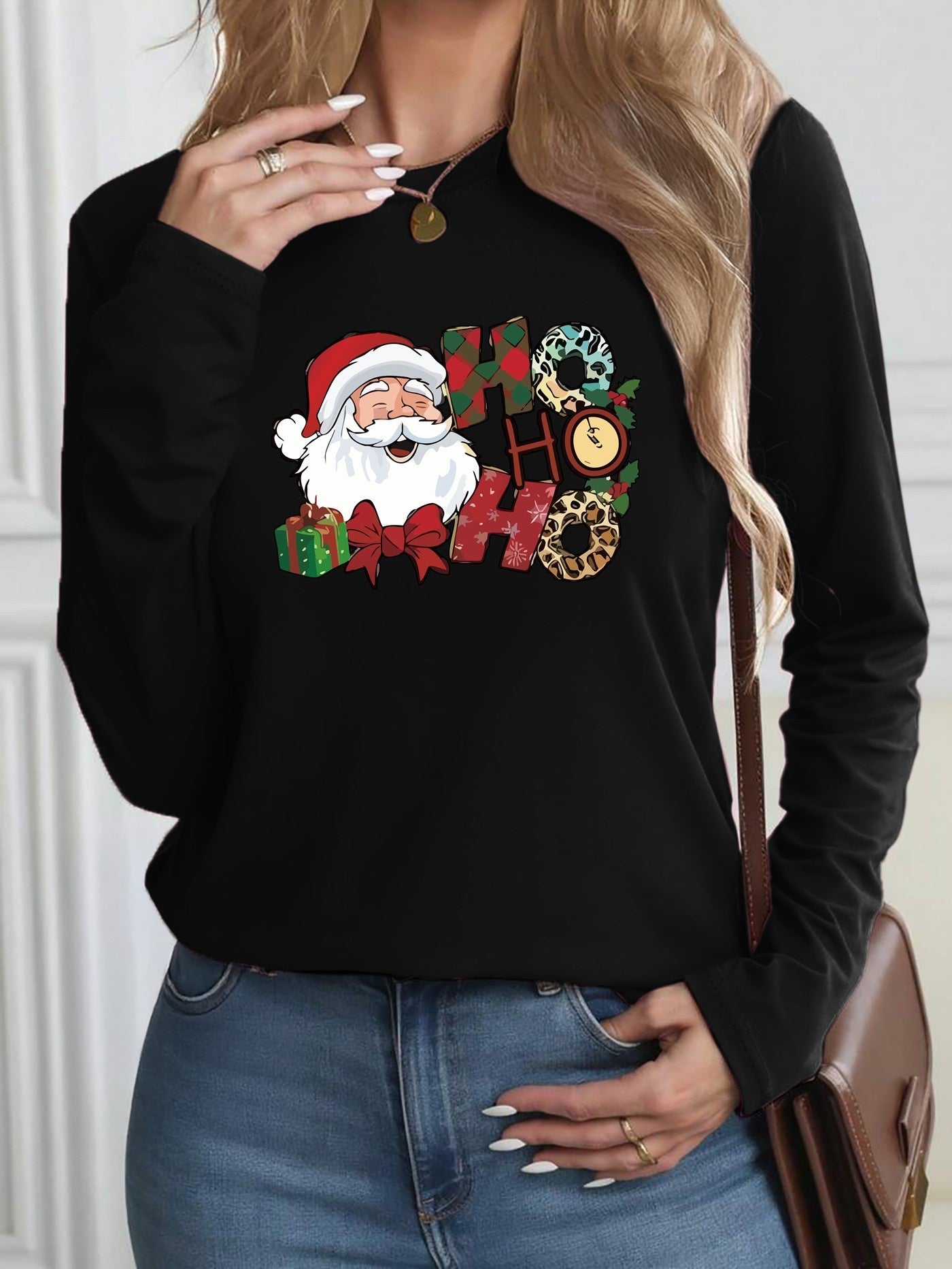 Women'S Christmas Long Sleeve T-Shirt - Santa Claus & Holiday Graphic Tee, Machine Washable Everyday & Party Outfit for Christmas, New Year'S Eve - Non-See-Through Casual Top, Christmas Shirts, Festive Attire, Round Neckline