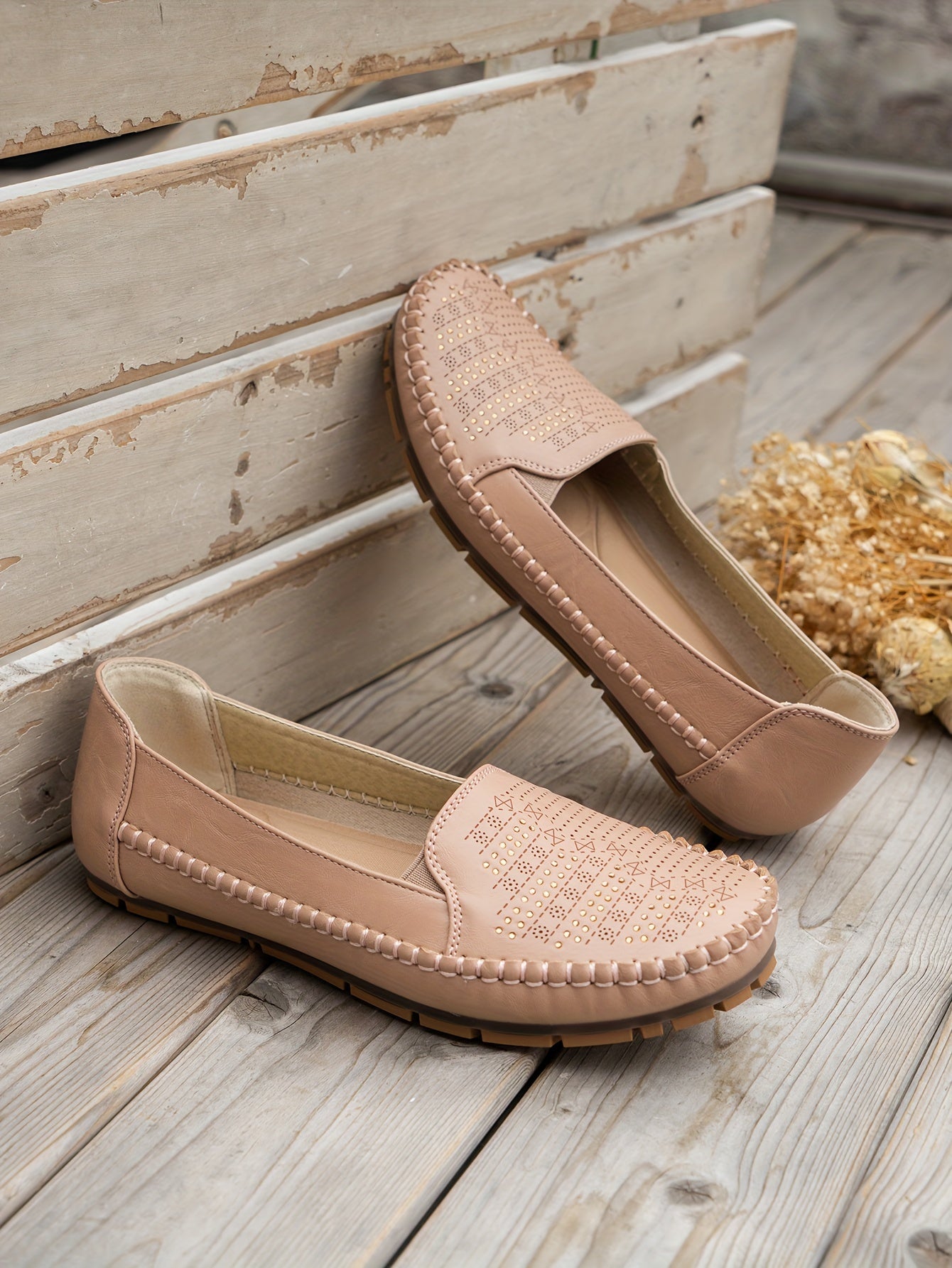 Women's Retro Perforated Flat Shoes, Comfy Breathable Round Toe Slip On Shoes, Casual Outdoor Loafers