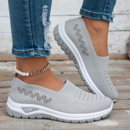 Women's Breathable White Slip-On Mesh Sneakers for Walking - ayq