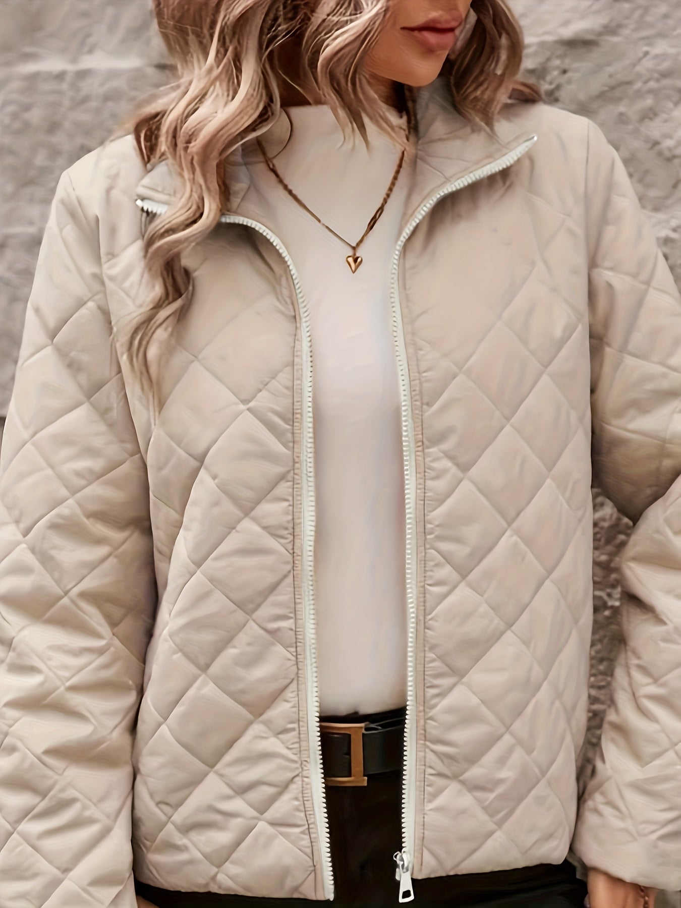 Կանացի էլեգանտ բեժ բաճկոն - կառուցվածքային չափի, կայծակաճարմանդով վերարկու՝ կանգնած օձիքով, նրբագեղ վերնազգեստ աշուն/ձմեռ, գրասենյակ, երեկույթ, առօրյա - դիմացկուն և հեշտ խնամվող կանացի հագուստ, կանացի բաճկոններ, երեկույթի հագուստ, կարված հյուսվածք,