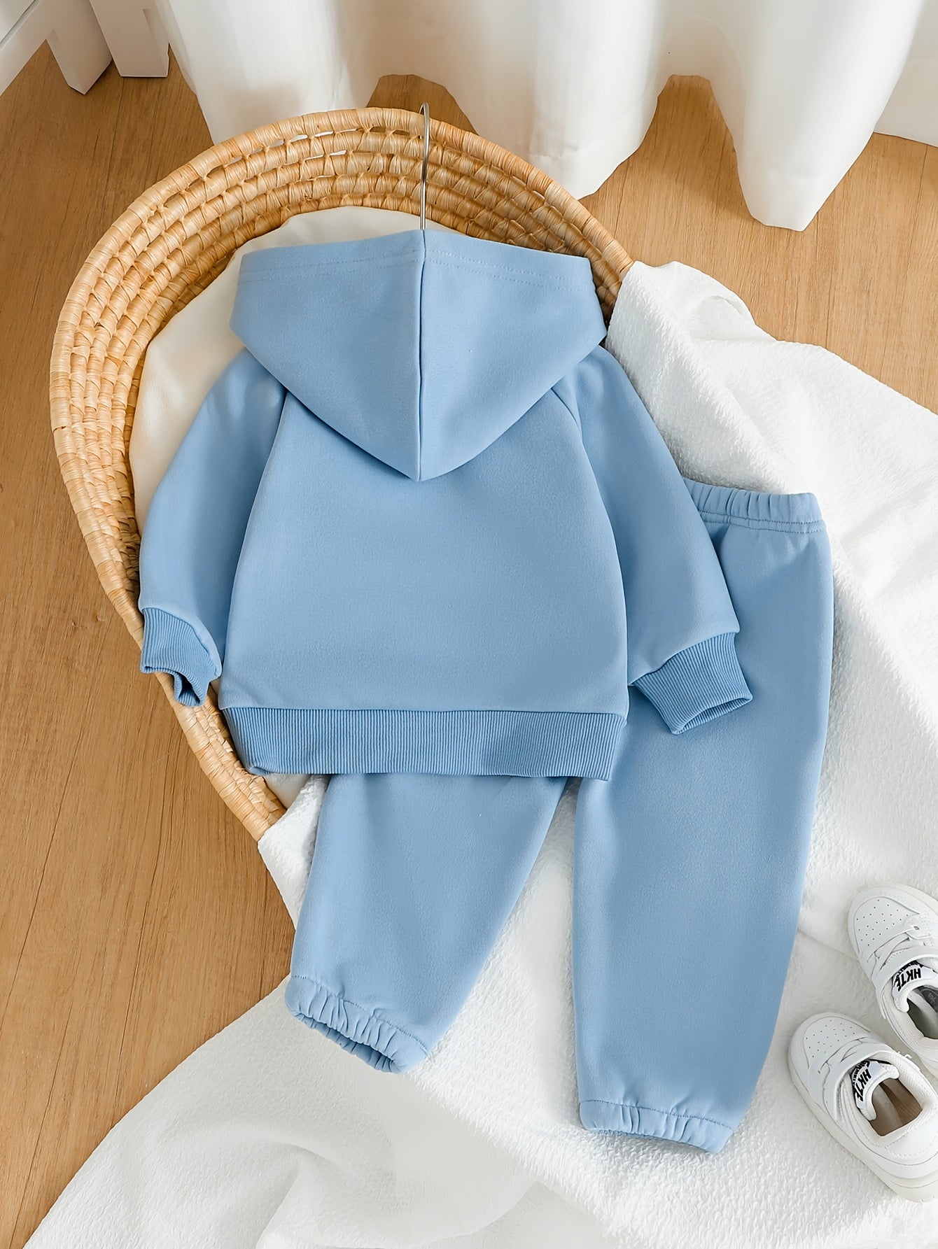Boys' Fall/Winter Casual Hoodie Set with Zipper Sweater and Pants