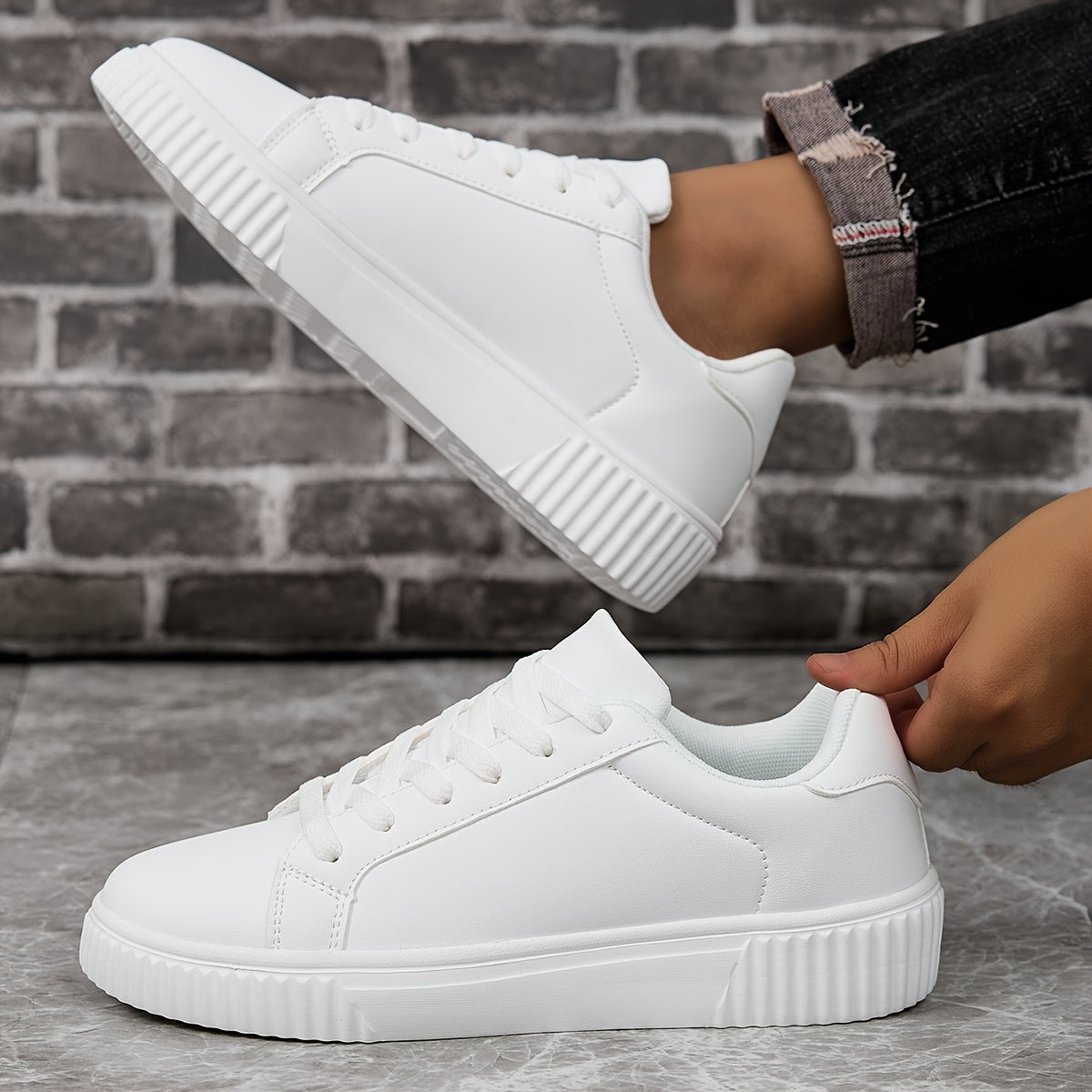 Men's Classic Casual Lace-Up Sneakers with Lightweight EVA Sole