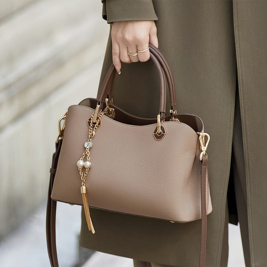 Elegant Large-Capacity Women's Leather Tote Bag with Tassel