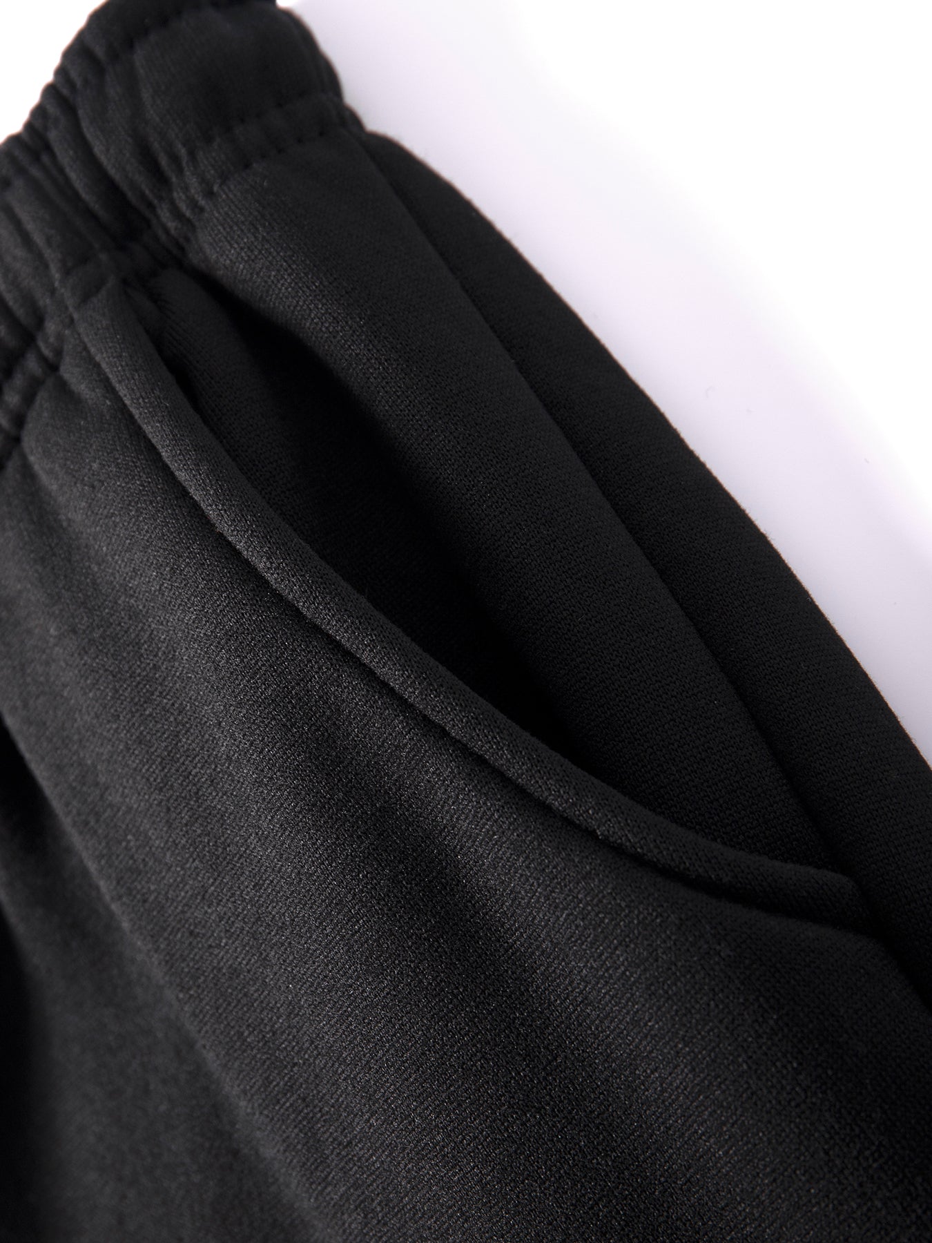 Աշնանային-ձմեռային տղամարդու գլխարկով սպորտային հագուստի հավաքածու, պարզ դասական, բազմակողմանի հագուստ՝ կայծակաճարմանդով, աստառապատ տաք բաճկոնով և լարով սպորտային տաբատով՝ առօրյա և հանգստի համար։