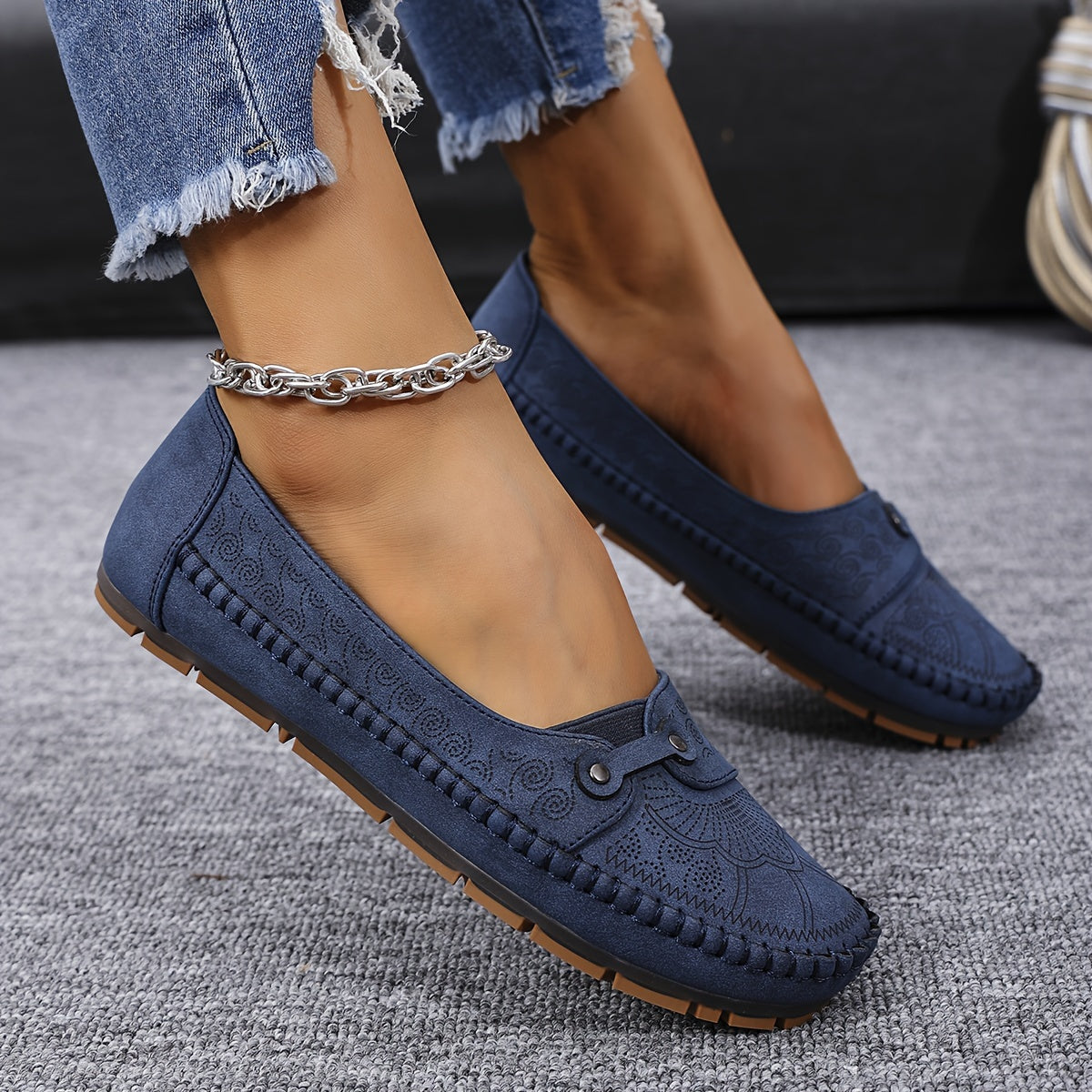 Large Size Trendy Retro Lightweight Metal Buckle Decorative Comfortable Soft Versatile Women's Flat Slip-On Shoes