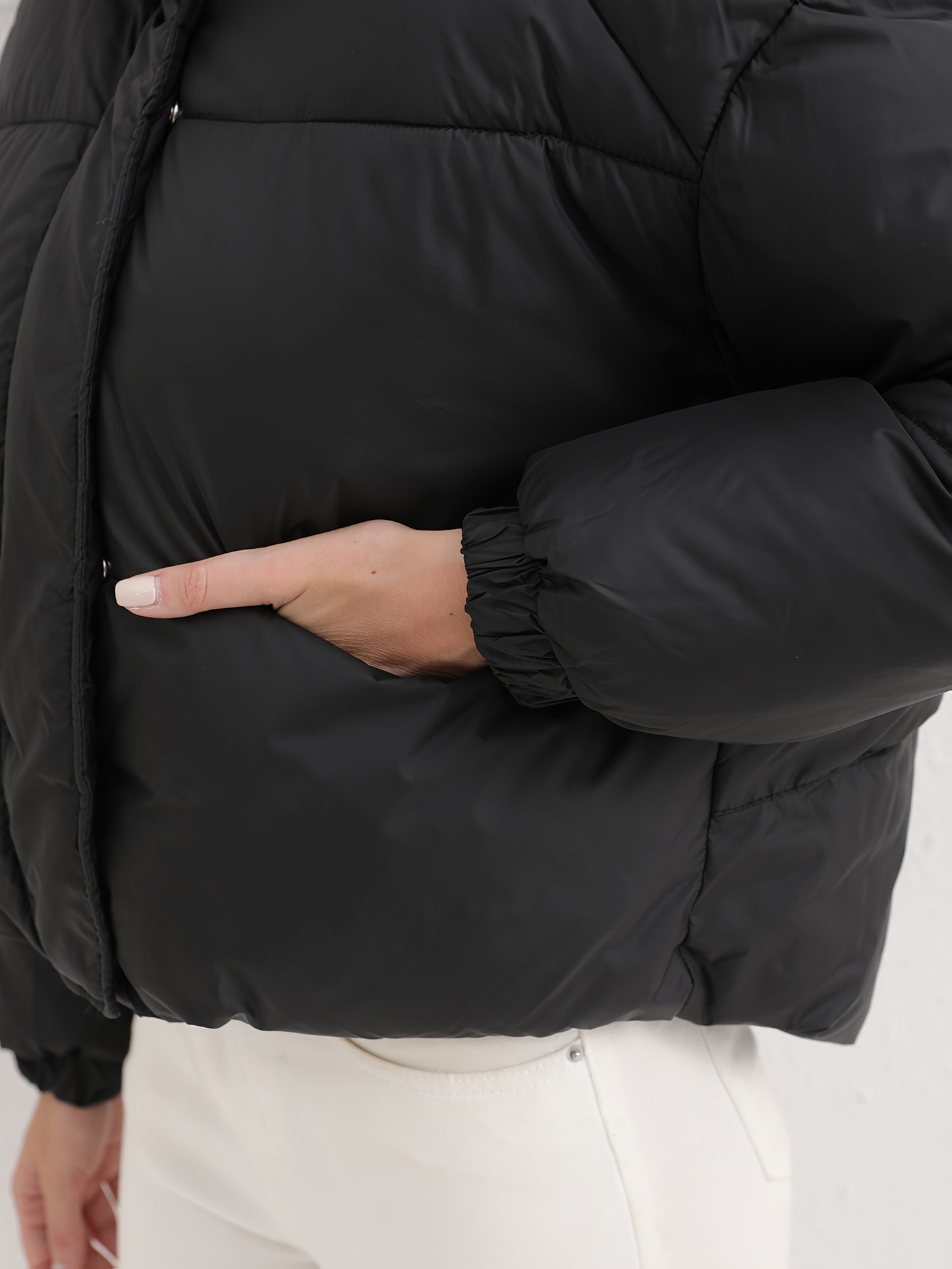 Women'S Lightweight Hooded Jacket - Warm Winter Coat with Full-Zip Closure, Stand Collar, Outer Shell - Easy-Care Cold Weather Outerwear for Everyday & Formal, Winter Jacket, Casual Winter Wear, Highneck Design, Durable Winte