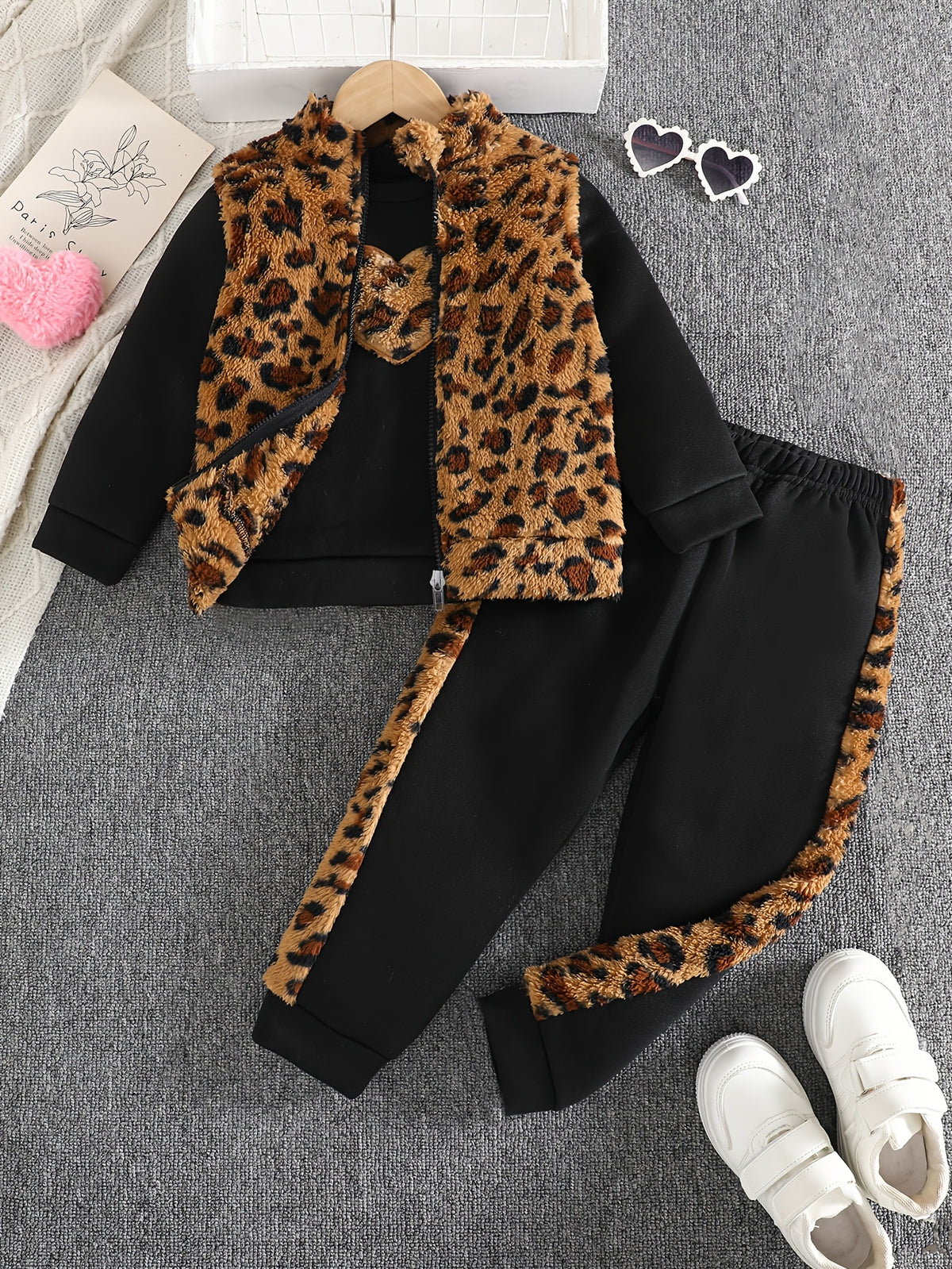 Girls 3-Piece Heart Pattern Fall/Winter Casual Set - ayq