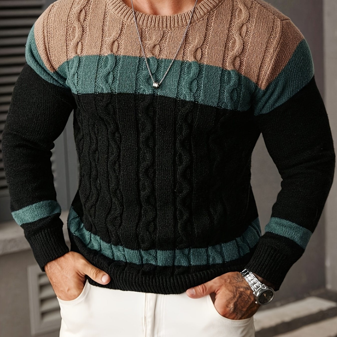 Տղամարդու գունավոր թվիդից տրիկոտաժե սվիտեր, կլոր օձիքով, երկար թևքերով, գունավոր տրիկոտաժե, բաց մոխրագույն՝ գործնական և առօրյա զբոսանքների համար