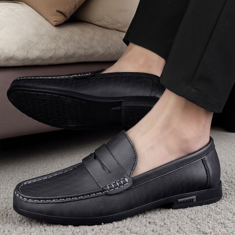 Men's Large Size Casual Slip-On Shoes in Microfiber Leather