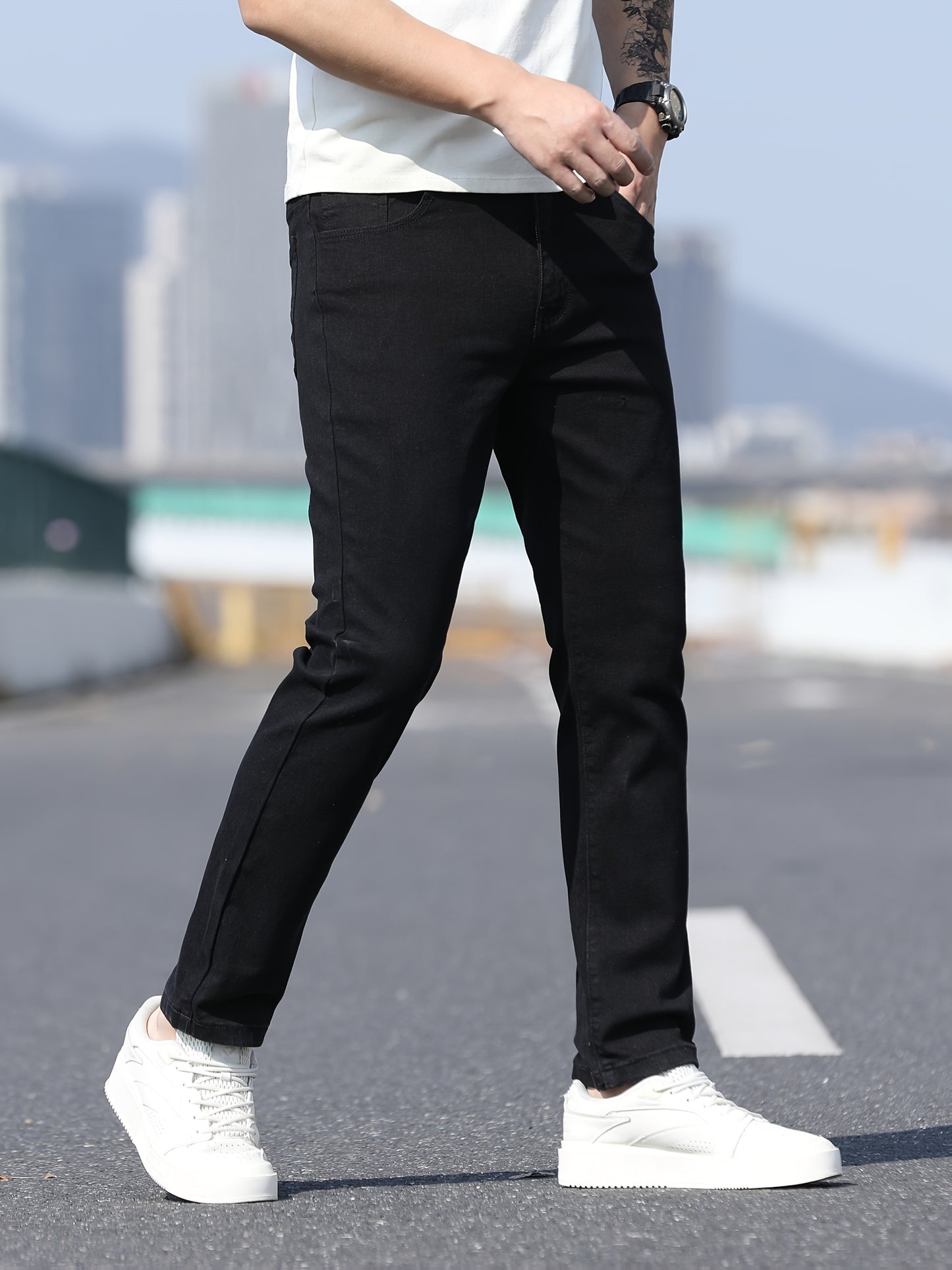 Men's Slim Fit Breathable Denim Jeans for Casual Wear