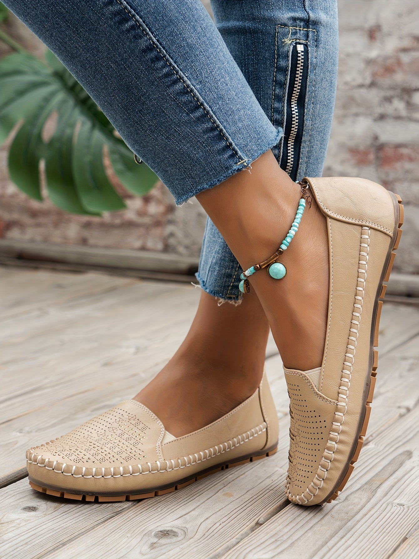 Women's Retro Perforated Flat Shoes, Comfy Breathable Round Toe Slip On Shoes, Casual Outdoor Loafers