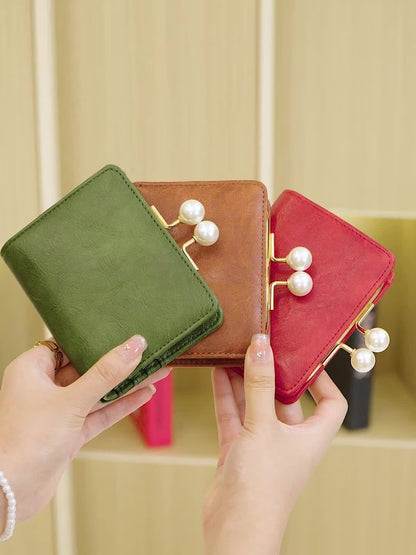 Women's Wallet Short Compact Three Layer LargeCapacity Retro Pearl Wallet High Quality PU Multi Card Seat/Coin ZeroWallet
