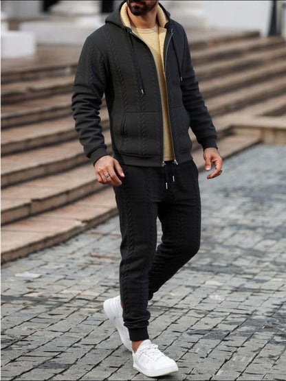 Տղամարդկանց ձմեռային նորաձևության երկմասանոց հավաքածու. Ժակարդե գլխարկով կարդիգան՝ աստառով և երկար տաբատ – իդեալական է աշնան և ձմռան համար, ձմեռային հագուստ տղամարդկանց համար