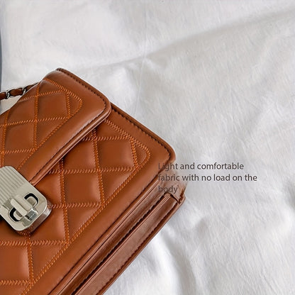 Օրհնություն ուղևորների համար։ Տարողունակ դիզայնը կարող է միաժամանակ տեղավորել ձեր հեռախոսը, շրթներկը, բանալիները և քարտապանը։ Կատարյալ լրացնում է և՛ վերարկուները, և՛ զգեստները՝ ստեղծելով կատարյալ ոճային տեսք։