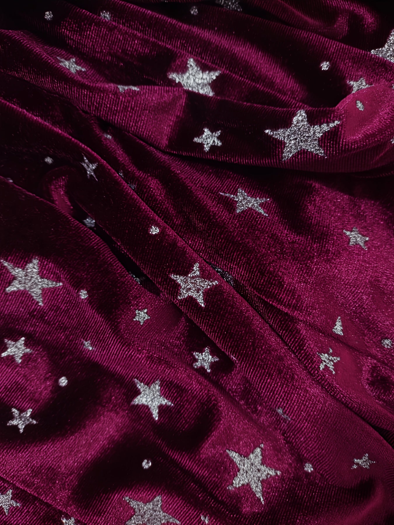 Աշնանային ձմեռային նորաձև թավշյա արծաթափայլ աստղաձև ոլորուն հանգույցով երկար թևքերով արձակուրդային էլեգանտ V-ձև զգեստ, էլեգանտ երեկոյան զգեստ, տոնական առիթի զգեստ, ոճային հանգույցի դետալ, պրեմիում նյութ, բարձրորակ կար, ծնկներից մինչև զգեստ, մարմնագույն