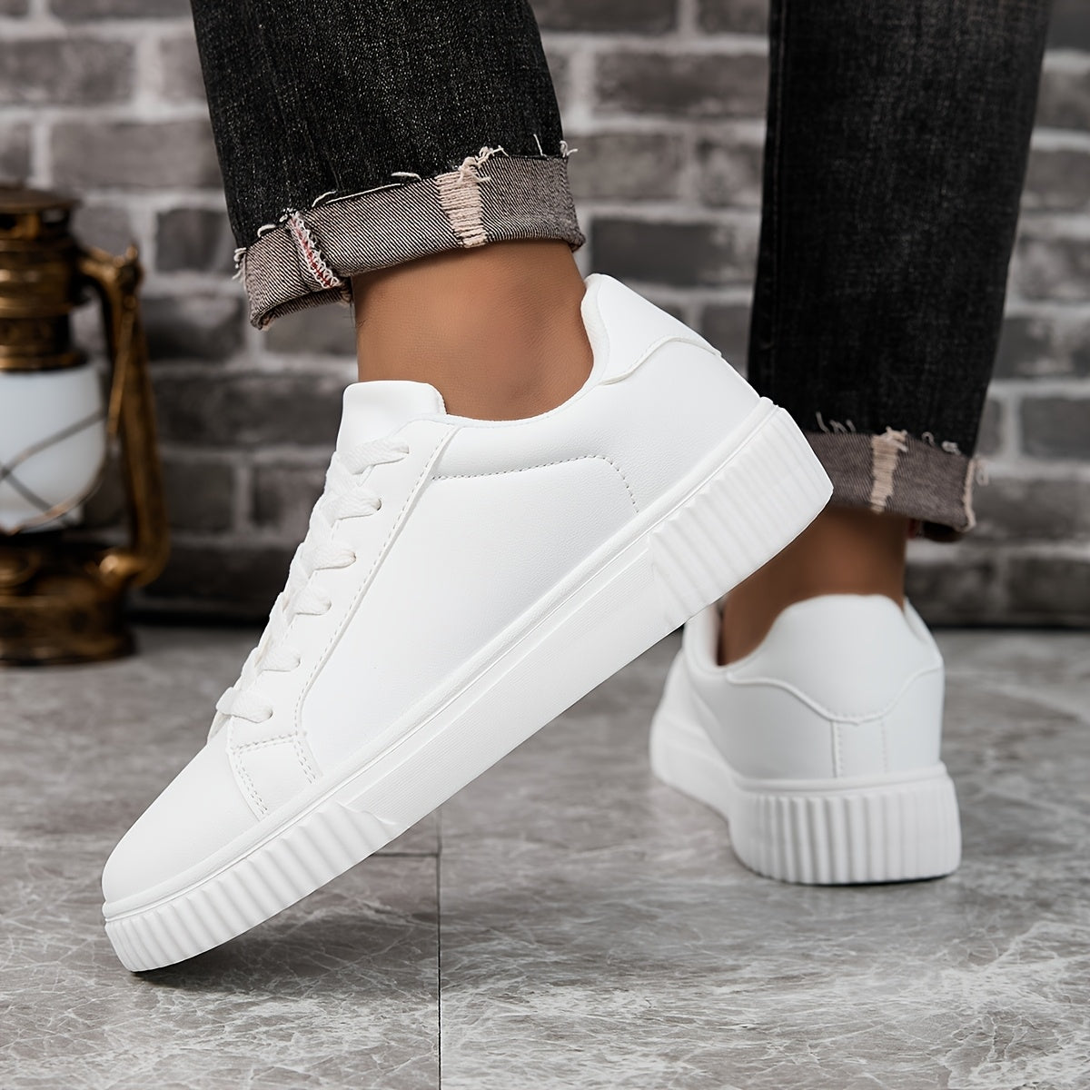 Men's Classic Casual Lace-Up Sneakers with Lightweight EVA Sole
