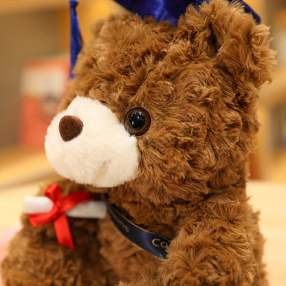 1 Graduation Bear Plush Toy, 23cm/9.1in, Two Colors Available. Ideal as a Gift for Halloween, Thanksgiving, Christmas, New Year, Valentine's Day, Mother's Day, Carnival, Easter, and Graduation Season. Suitable for Living Room