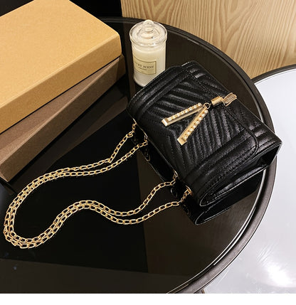 Կանացի կրծկալով պայուսակ, փայլուն քարերով կարված դրամապանակ՝ ամենօրյա օգտագործման համար