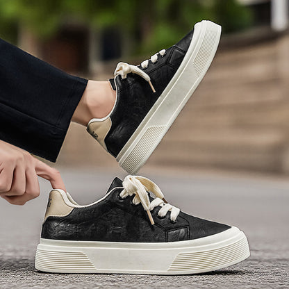 Men's Low-Top Outdoor Sports Board Shoes for Spring and Fall