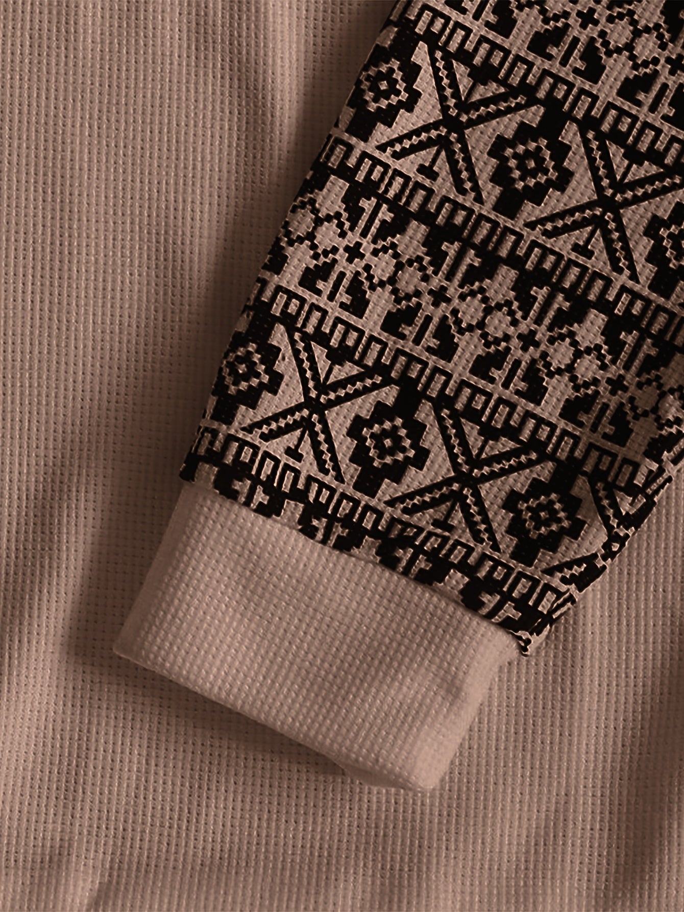 Տղամարդու երկարաթև մարզաշապիկ՝ խիտ վաֆլի տրիկոտաժից, աշնանային, իդեալական է առօրյա հագուստի համար