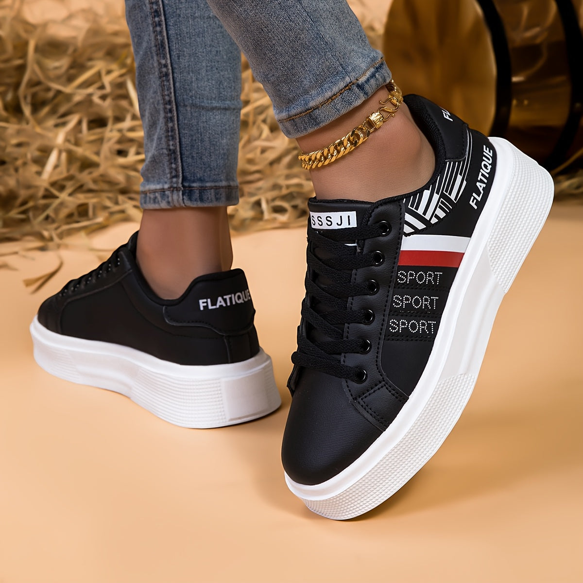 Men's Lightweight Black & White Sports Sneakers with Breathable Mesh