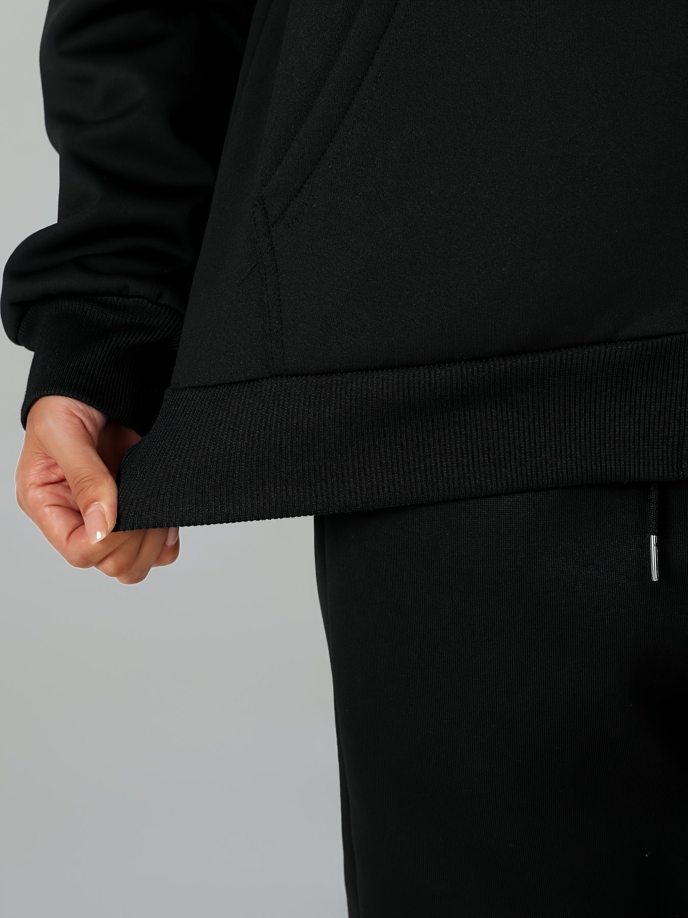 Կանացի ծանր ձմեռային բաճկոն - Ջերմամեկուսացված սառը եղանակի բաճկոն՝ ամբողջական կայծակաճարմանդով, մեծ առջևի գրպաններով - Մանուշակագույն վերնազգեստ առօրյա և պաշտոնական միջոցառումների համար - Ոչ ձգվող պոլիեսթերային գործվածք - Հեշտ խնամքի կանացի վերնազգեստ,