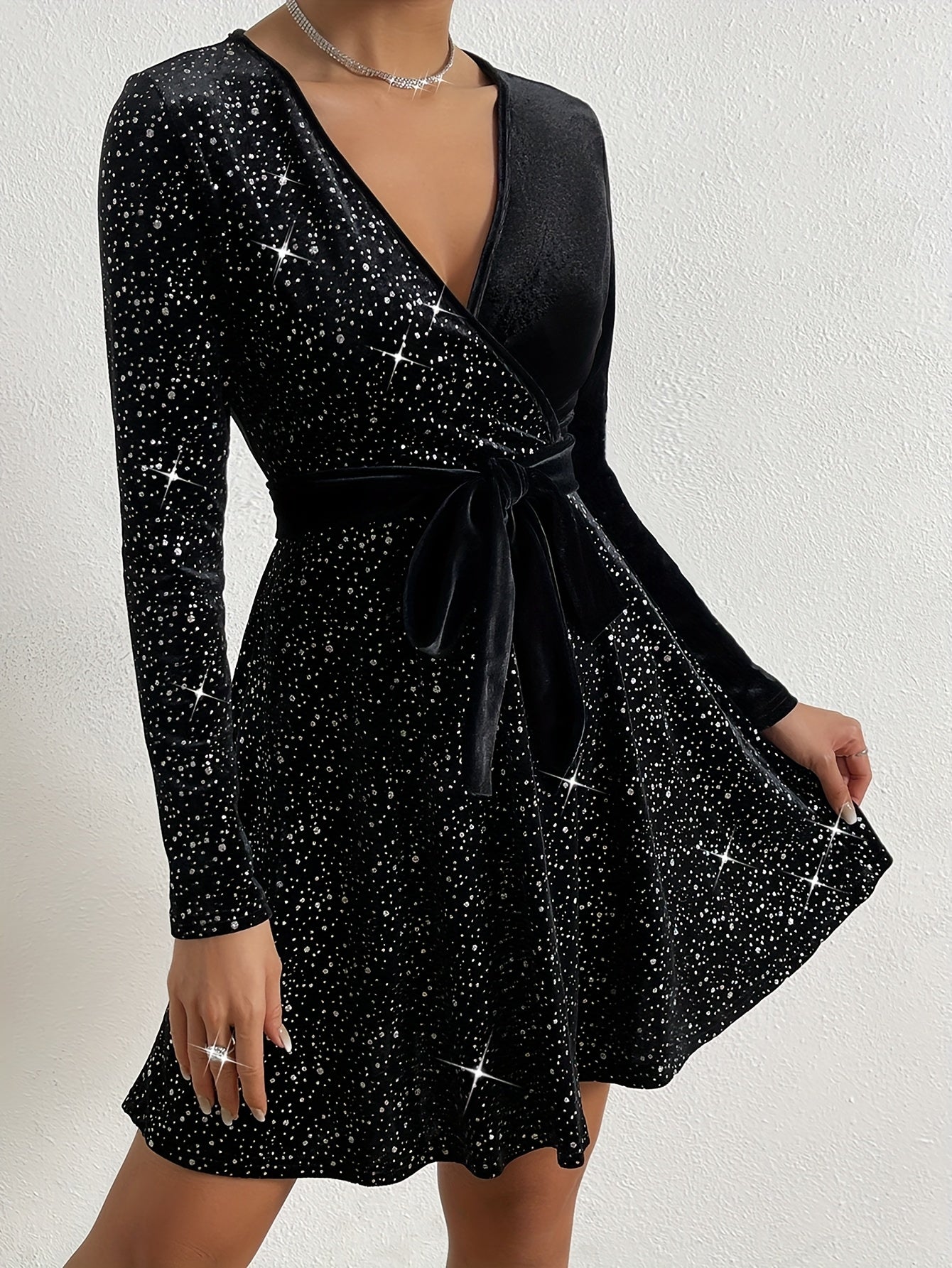 Women's Green Mermaid Dress with & Waist Tie Belt - Sparkling A-Line -Length Formal Party Wedding Gown, Fitted Silhouette, Machine Washable Elegant Evening Dress