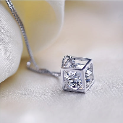 1pc Elegant Square Pendant Necklace, Cubic Zirconia, Alloy, Clavicle Chain for Women, Daily Wear Jewelry, All Seasons Compatible