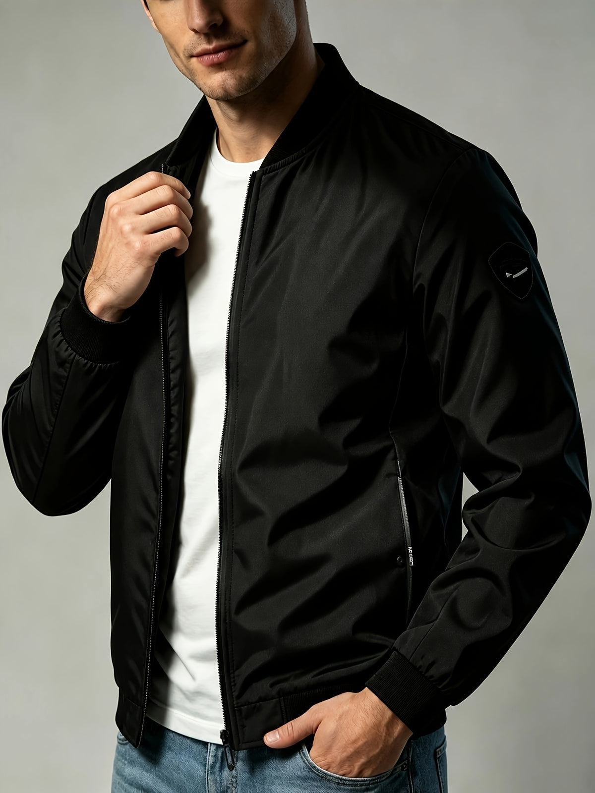 Men's Lightweight Windproof Baseball Jacket for Spring and Fall