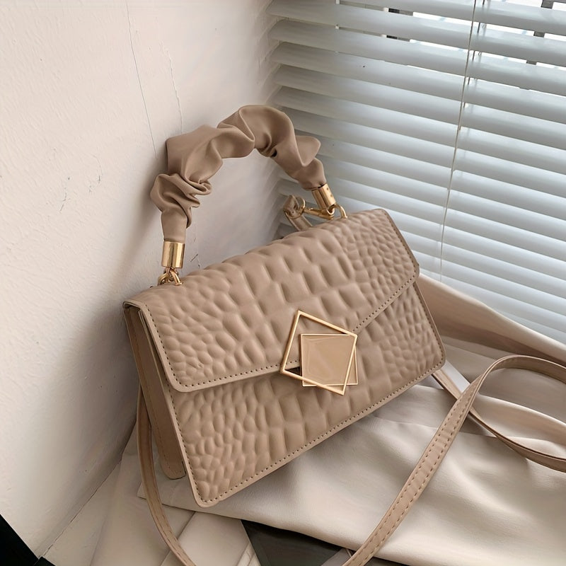 Wrinkled Tote Bag with a Crossbody Design