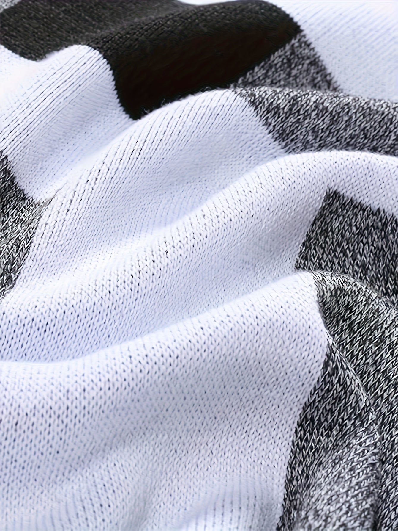 Men's Round Neck Casual Striped Warm Sweater Fashion Knit Pullover Top