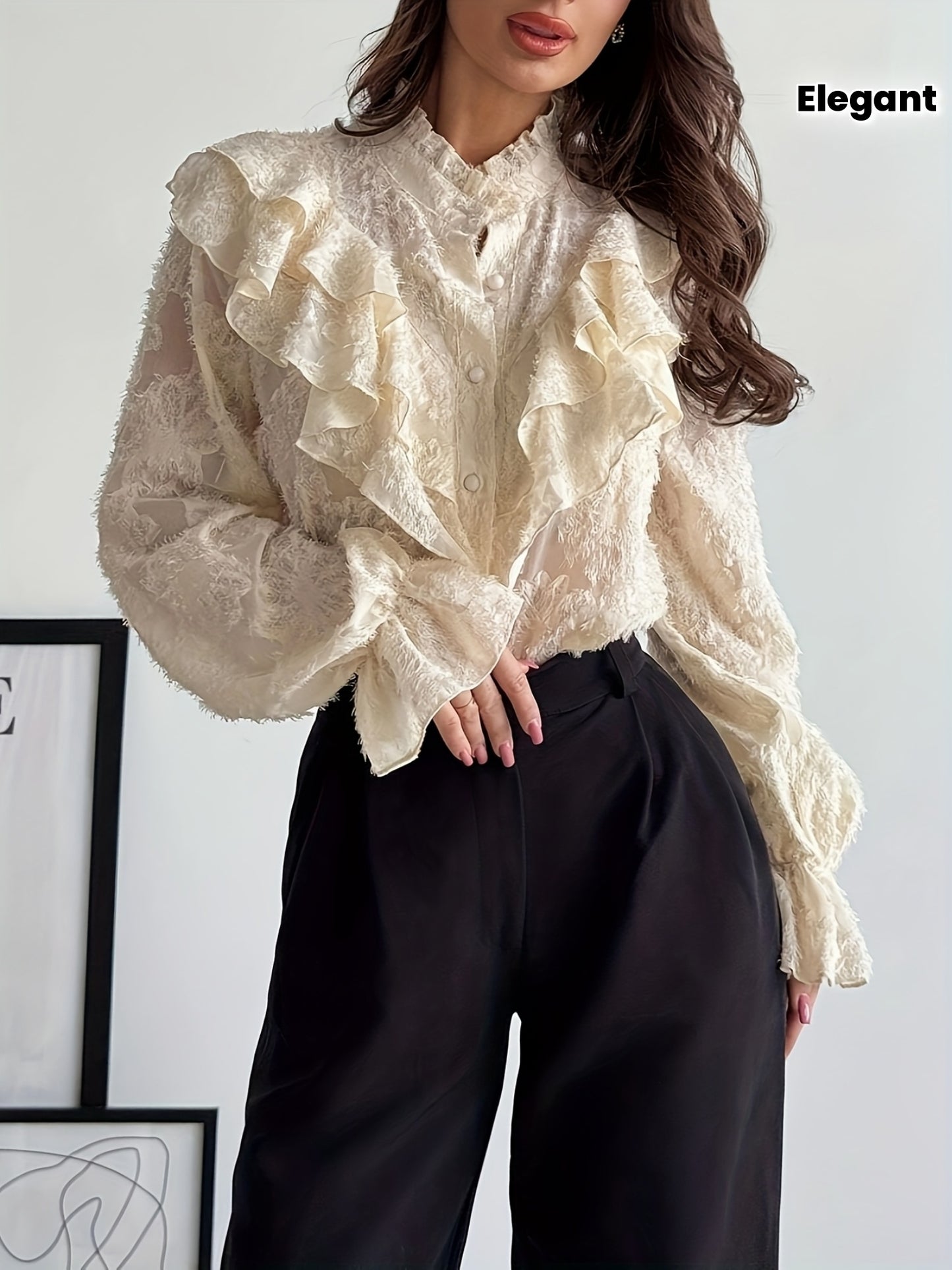 Կանացի էլեգանտ և ռոմանտիկ ռետրո ոճի, կանգնած օձիքով, ծալքավոր, հյուսվածքային կոճակներով, լայն թևքերով, ծիրանագույն վերնաշապիկ, աշնանային հավաքածու