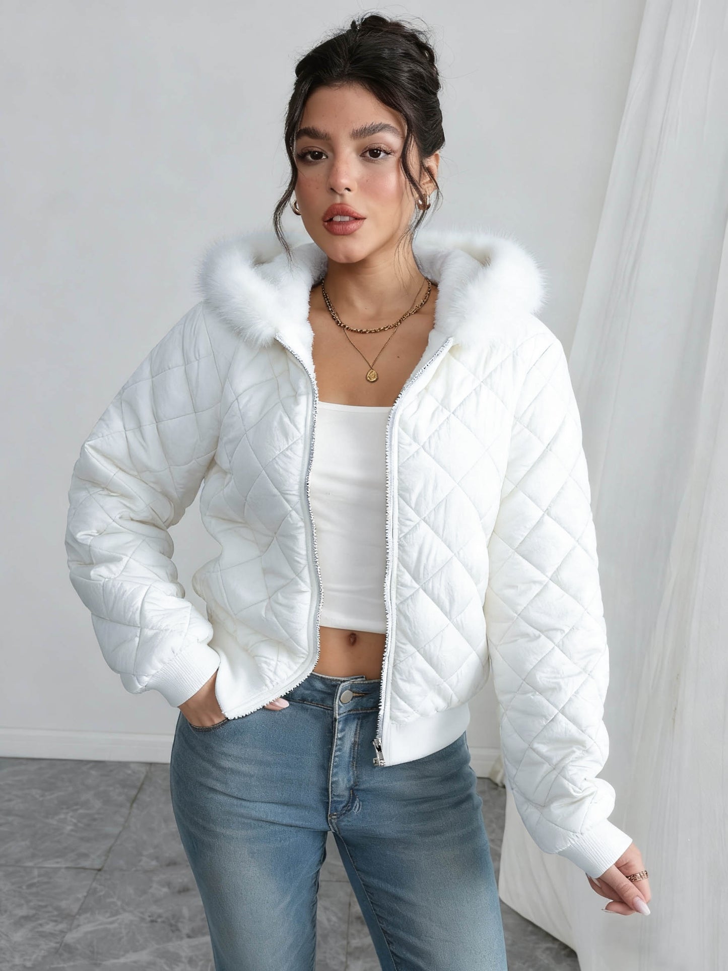 Կանացի հարմարավետ բրդյա աստառով գլխարկով բաճկոն - ամենօրյա երկար թևքերով, միագույն, սովորական չափսի, երկար թևքերով, կայծակաճարմանդով, ամենօրյա ոճով, ամենօրյա վերնազգեստ, ձմեռային բաճկոն